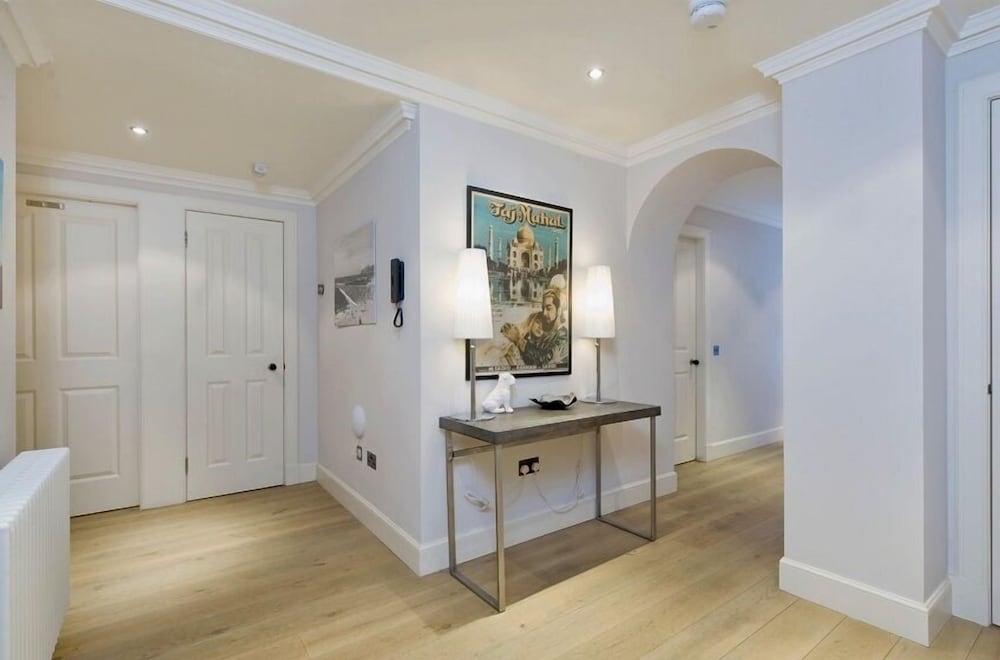 Фото Destiny Scotland - Q-Residence