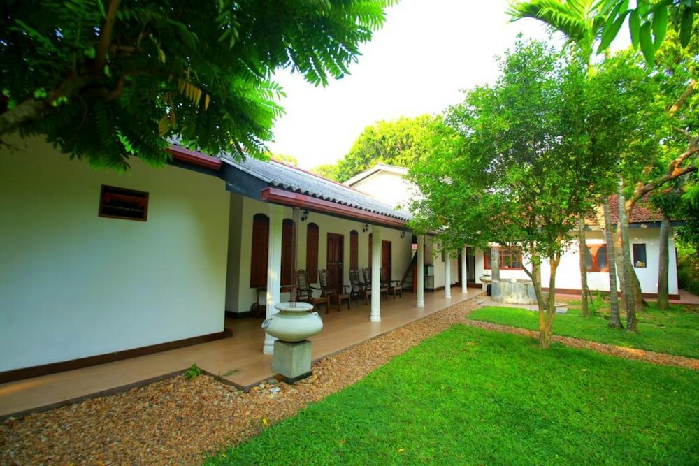 Фото Aragorn Villa