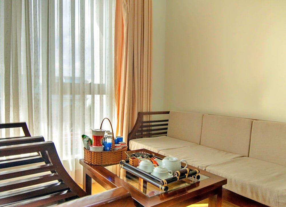 Фото Coral Phu Quoc Hotel