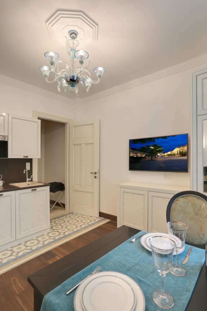 Фото Ferdinandhof Apart-Hotel