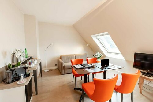 Гостиница Hôtel Montbriand Antony в Антони