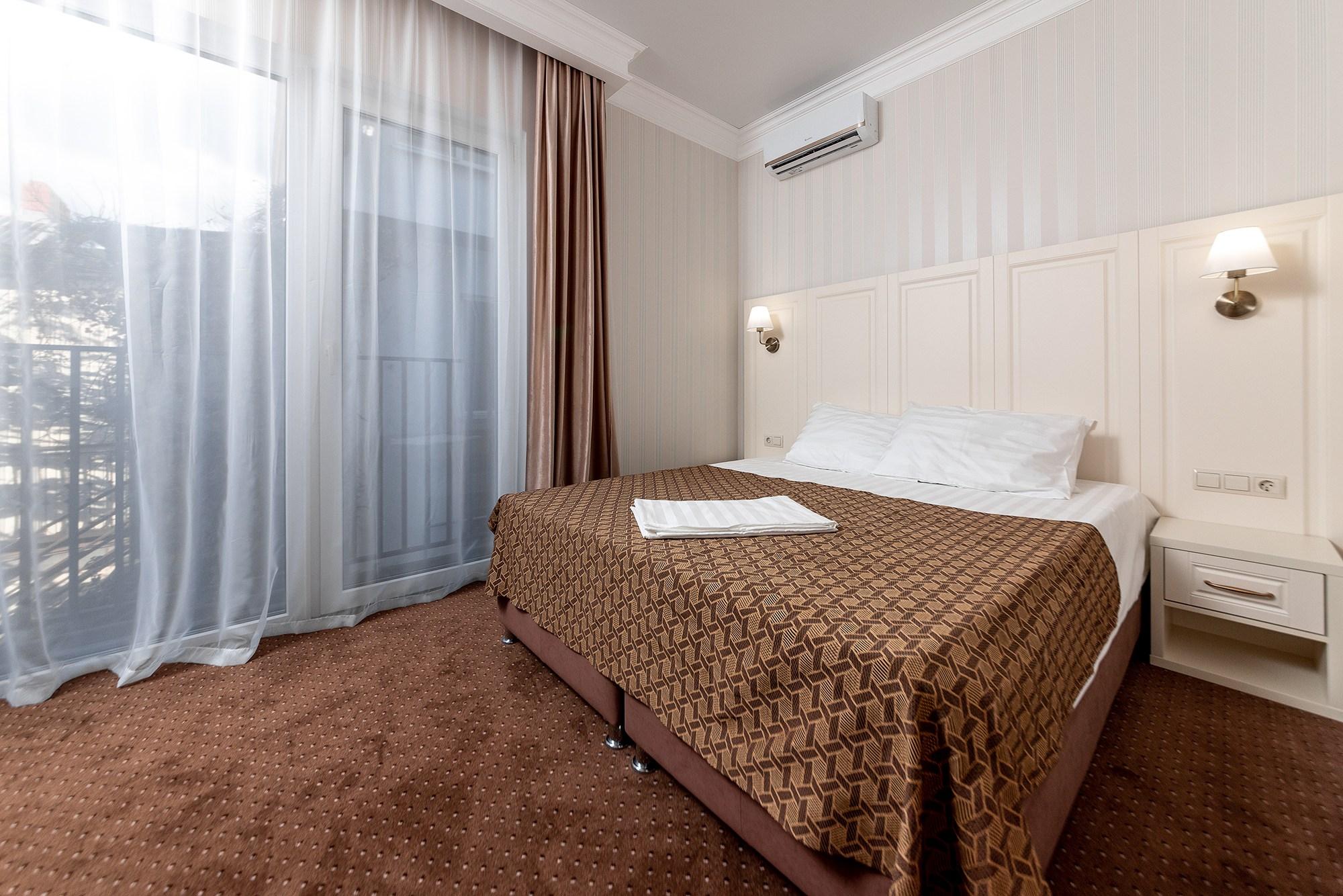 Фото Adriatic Hotel