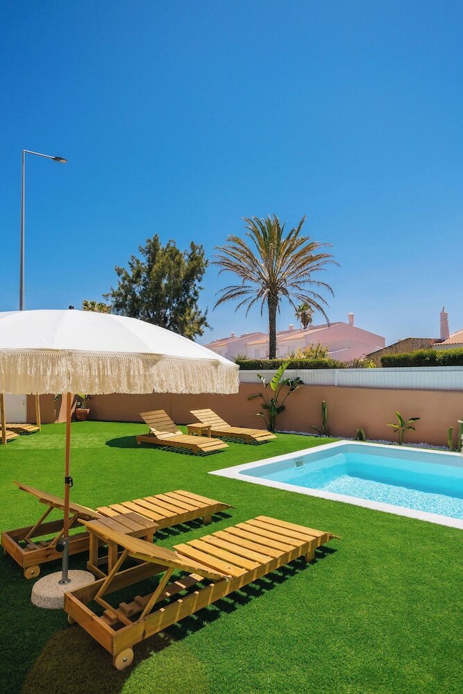 Фото Coral Botique Suites