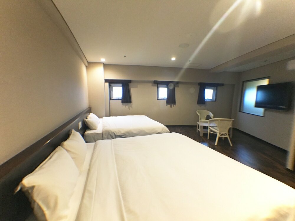 Фото Rycom Crystal Hotel