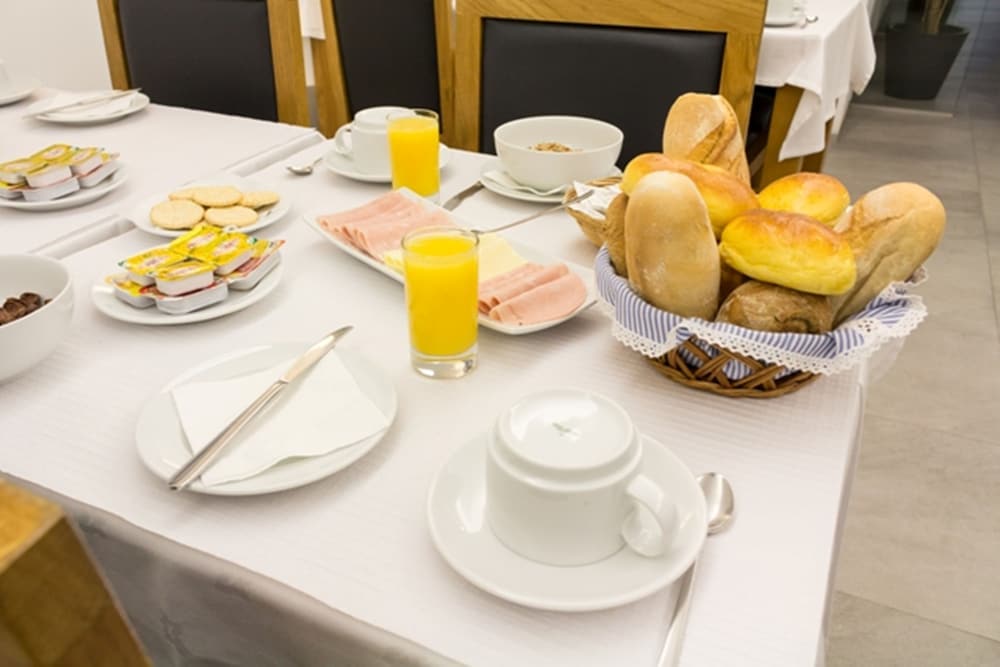 Фото Hotel Laranjeira