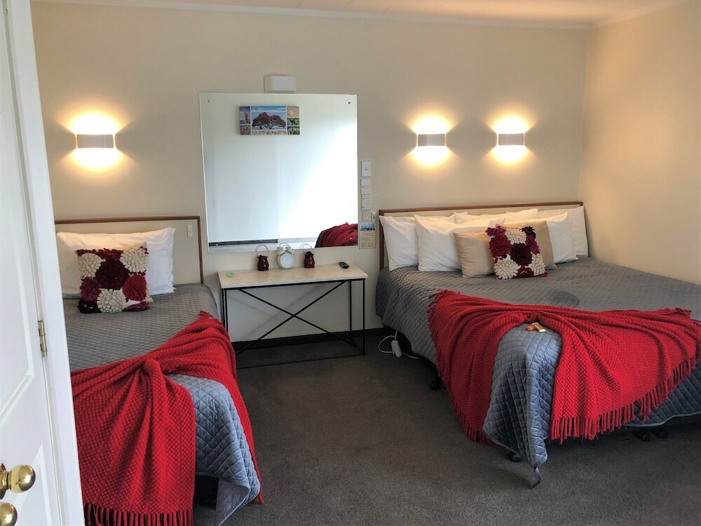 Фото Fiordland Lakeview