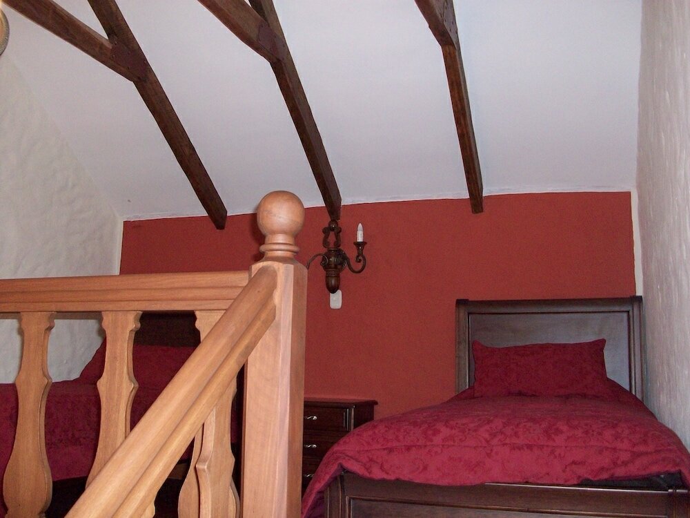 Фото Hotel Monasterio