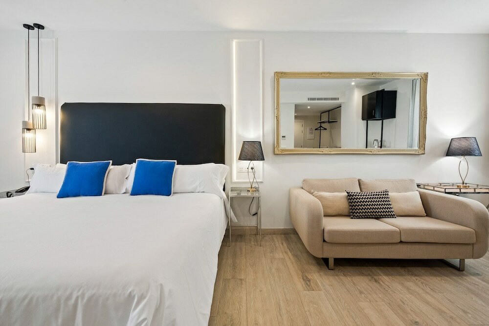 Фото Urban Anaga Hotel