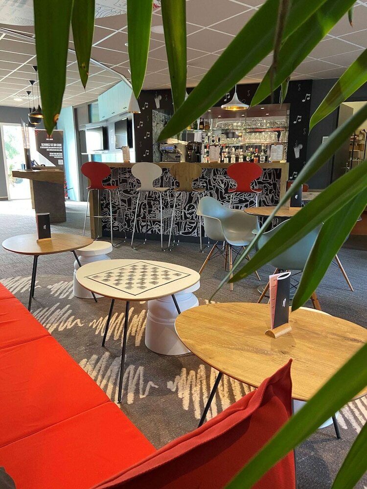 Фото Ibis Pontivy