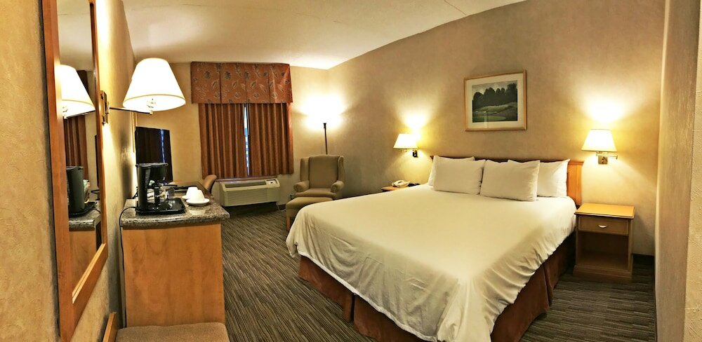Фото Humphry Inn & Suites