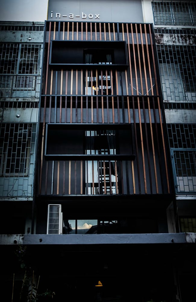 Фото In A Box Hostel