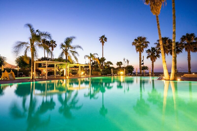 Гостиница Le Dune Beach Club