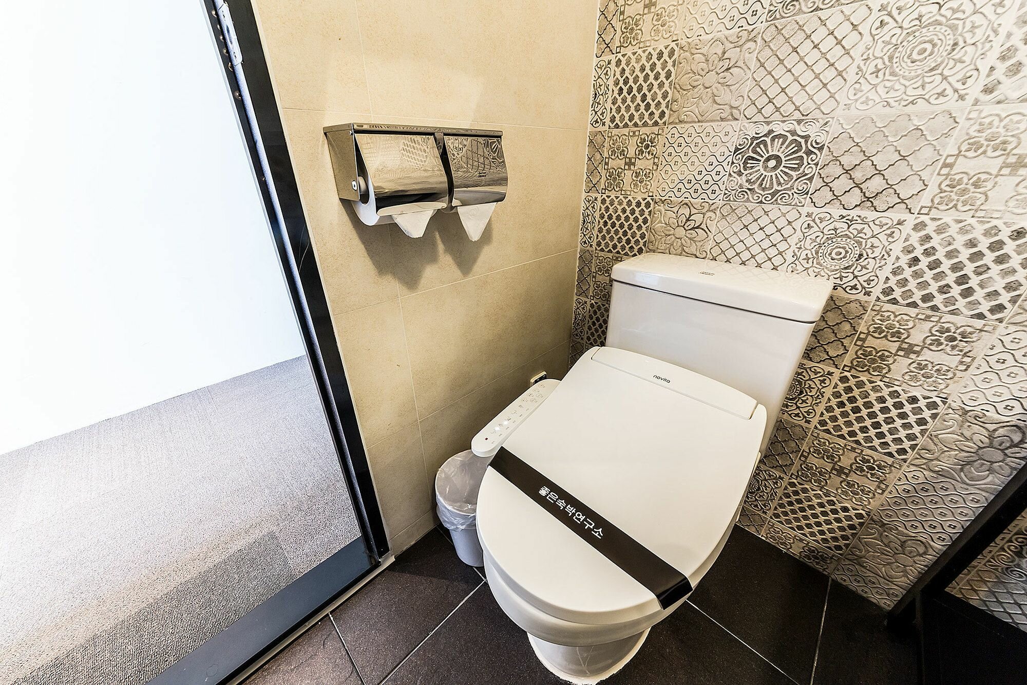 Фото H Avenue Hotel