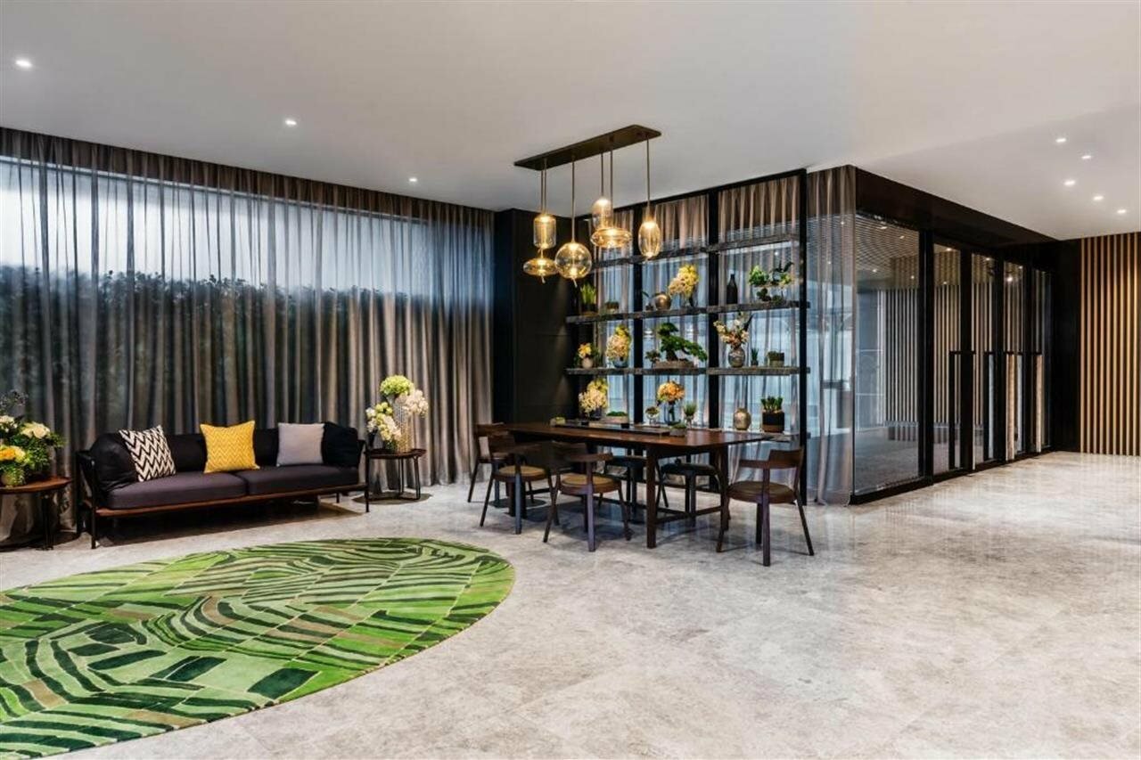 Фото Royal Park Hotel