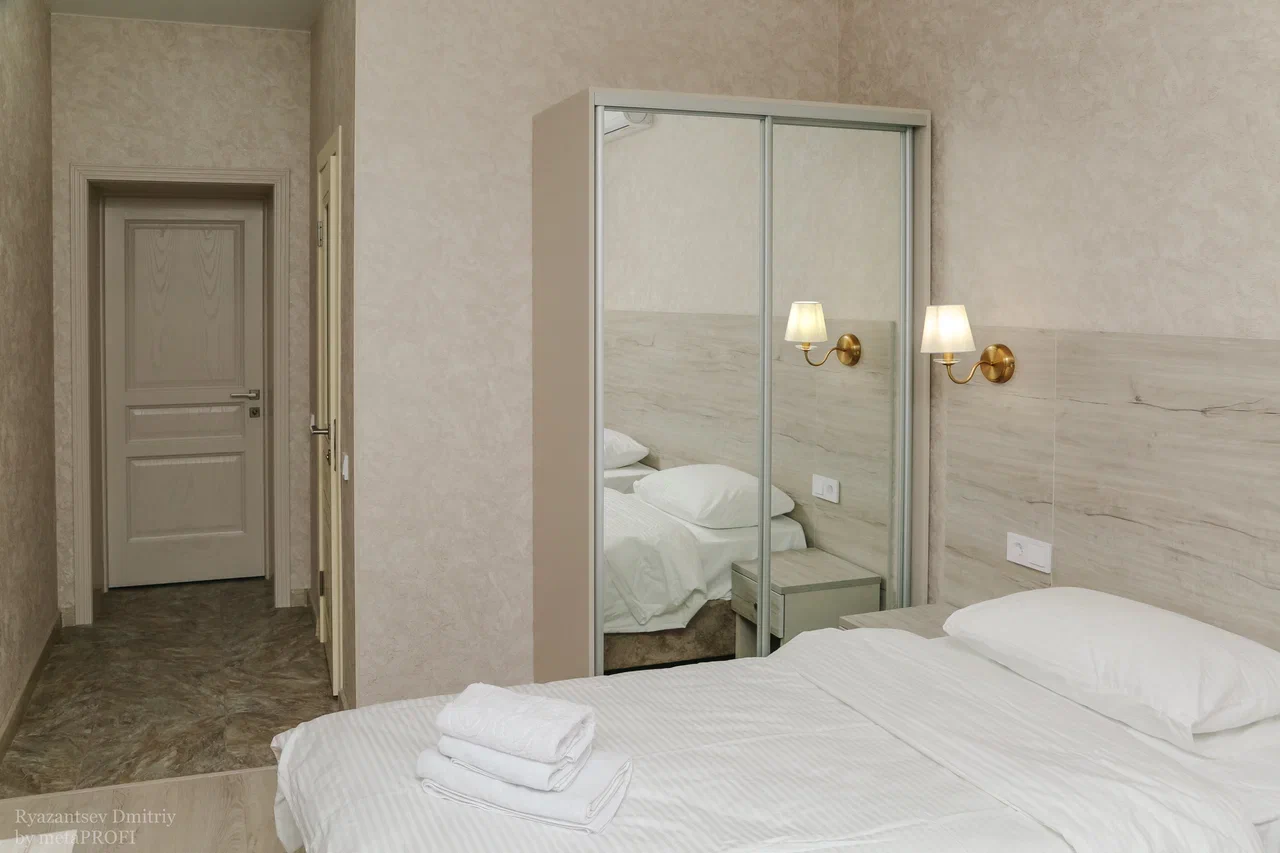 Фото Oasis Hotel