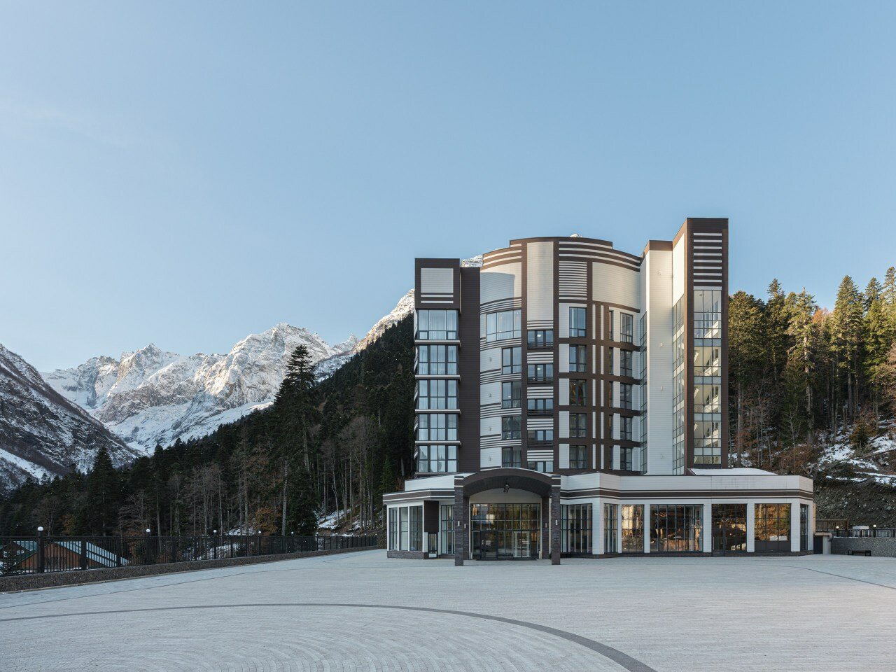 Фото Cosmos Selection Dombay Diamond