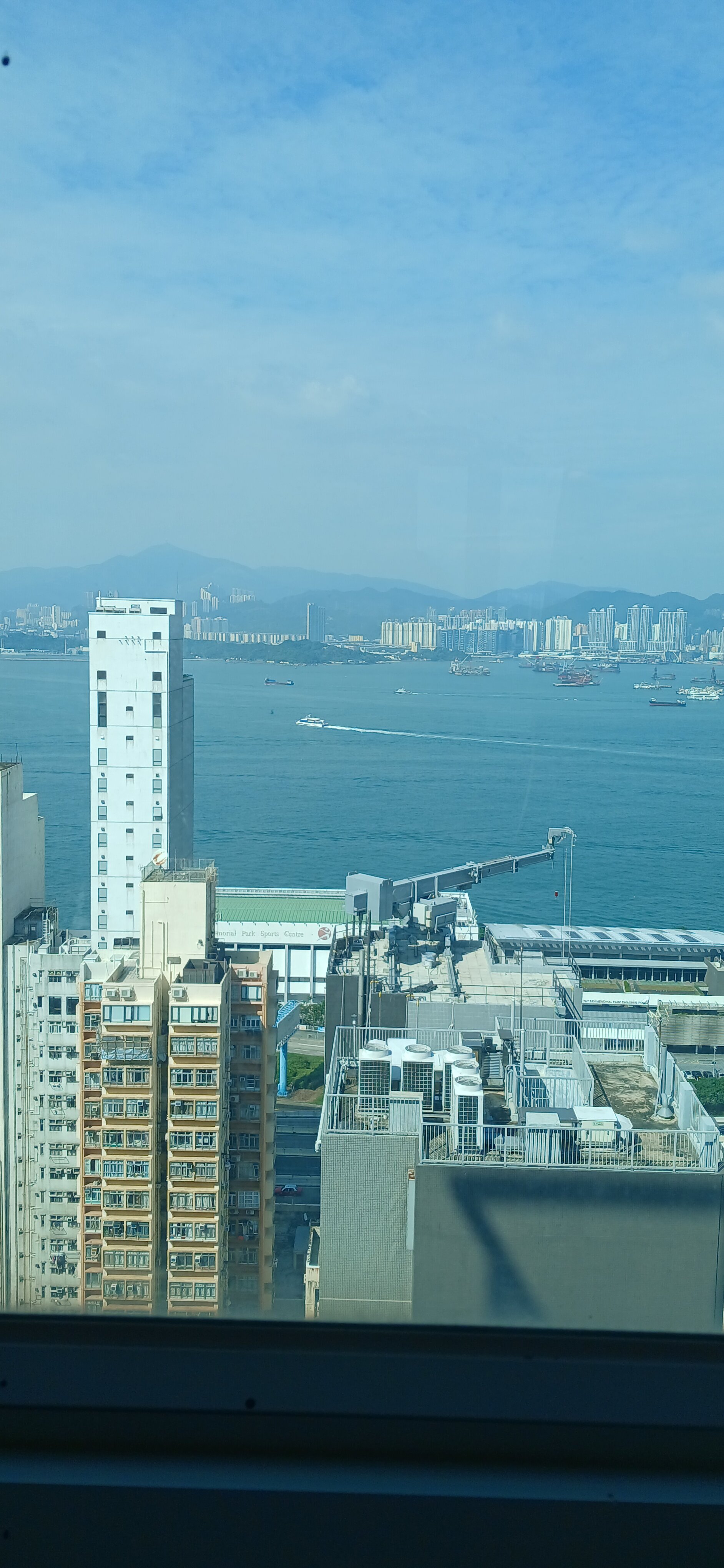 Фото Ramada by Wyndham Hong Kong Harbour View