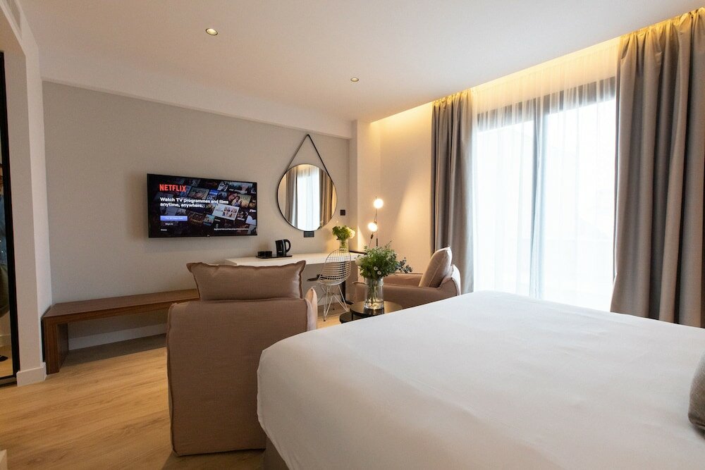 Фото Old Port Hotel