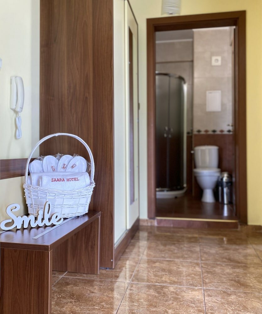 Фото Hotel Zaara