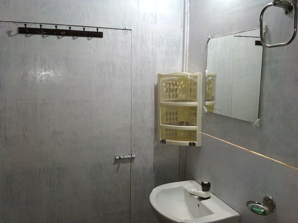 Фото Saturn Beach Cottage