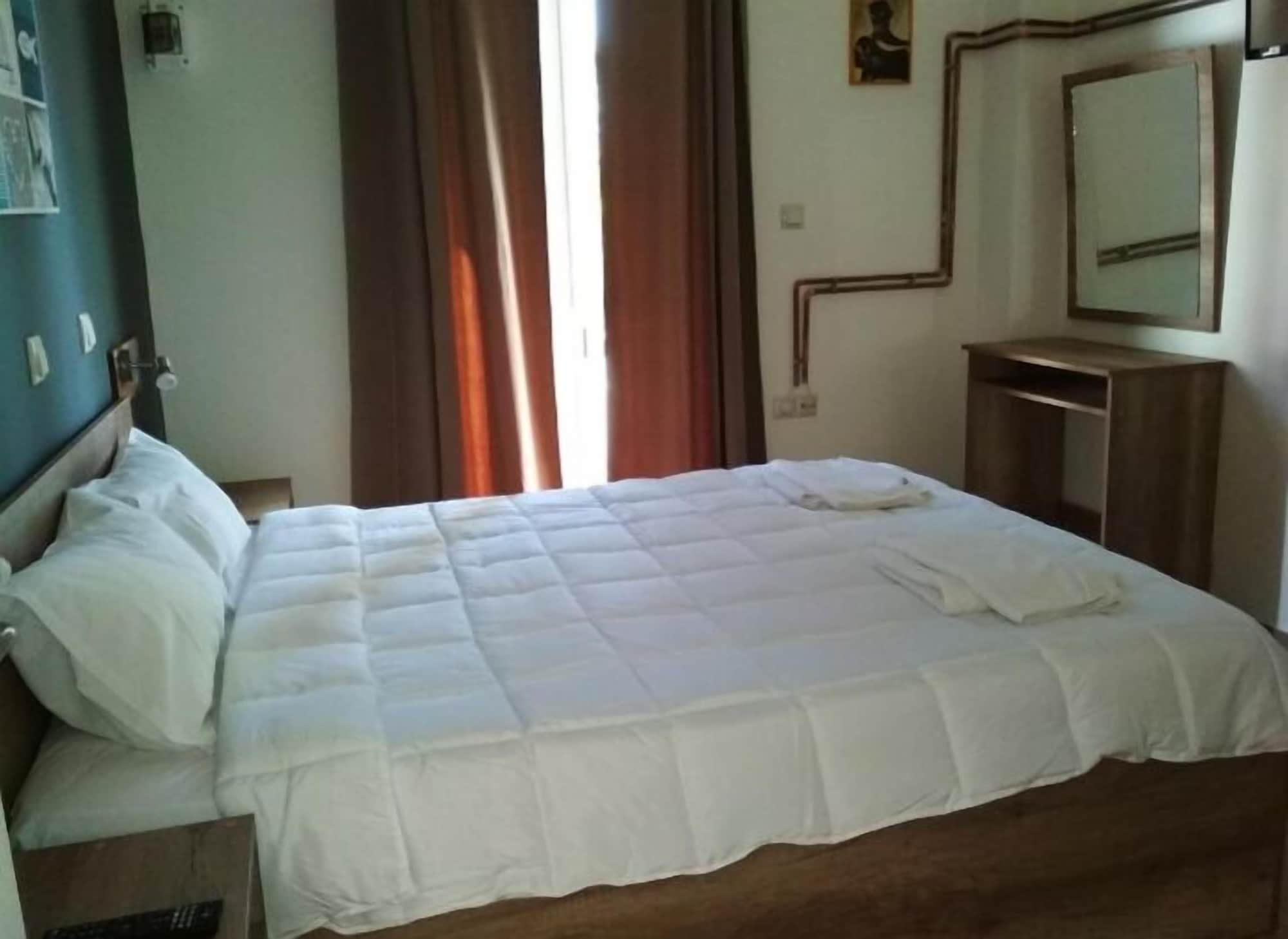 Фото Beloni Apartments and Studios