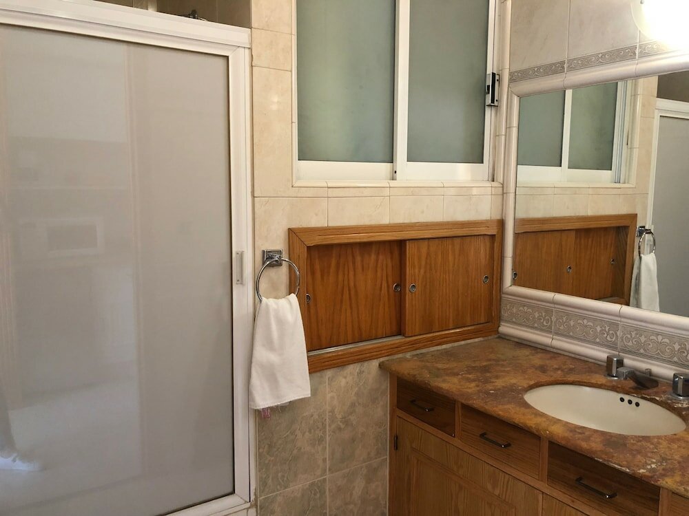 Фото Suites Sevilla