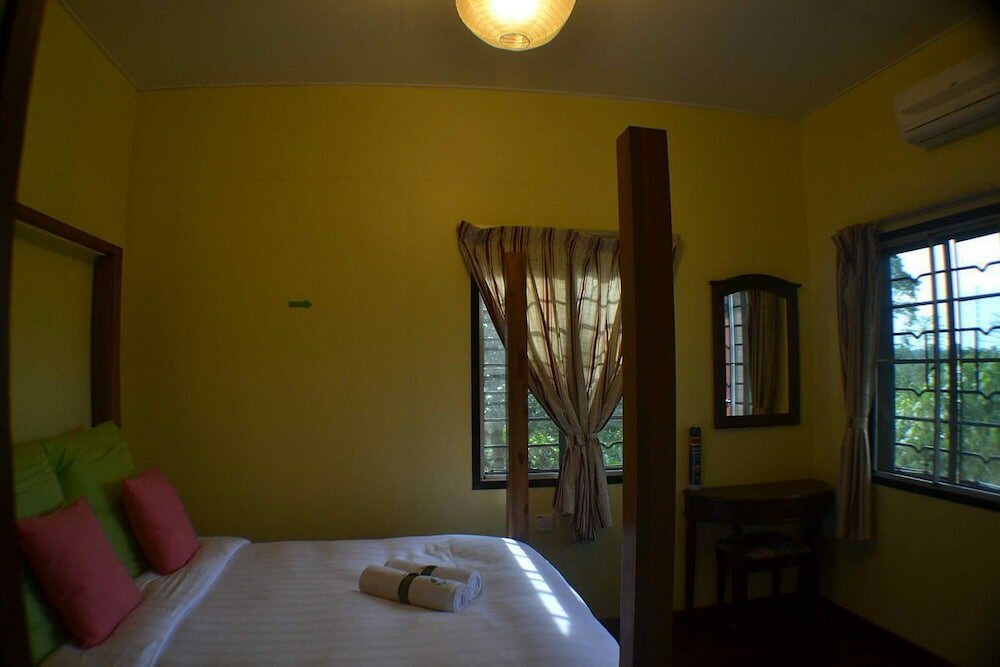 Фото Sepilok Forest Edge Resort