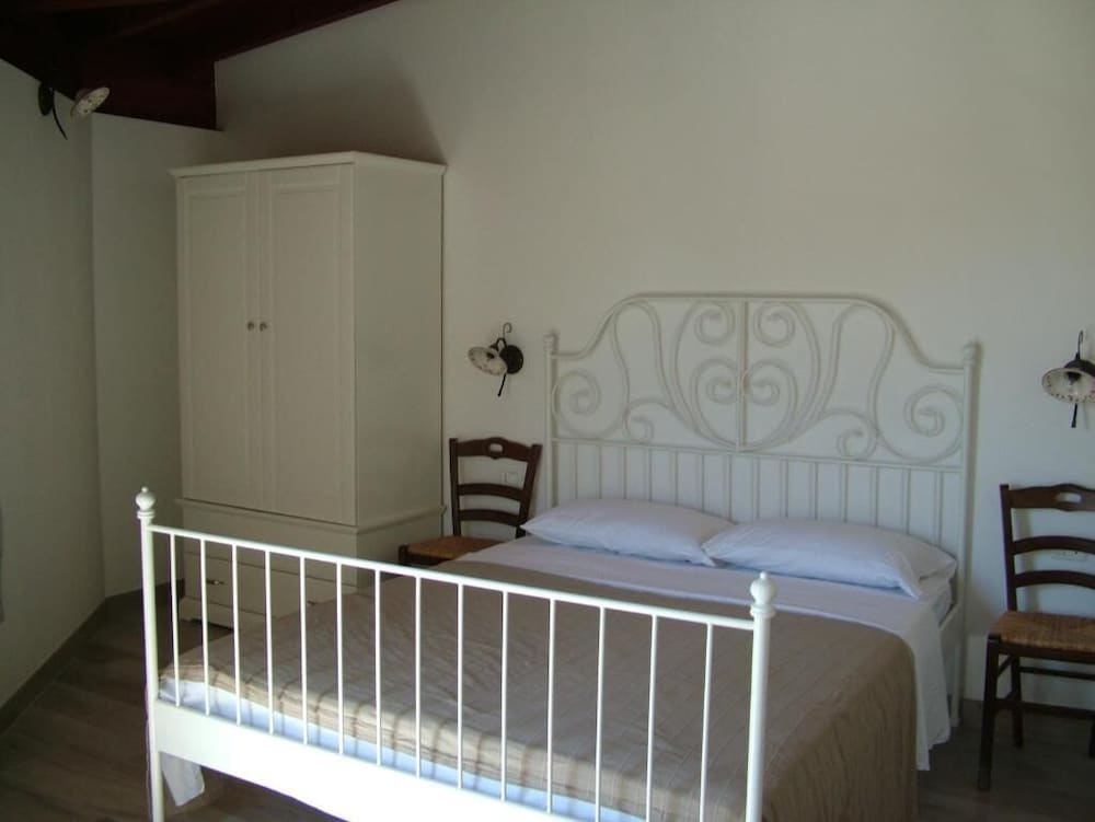 Фото Agriturismo Terra D'Ulivi