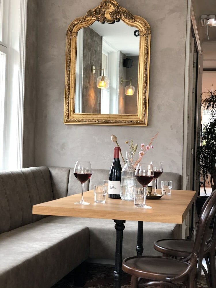 Фото La Paulowna Boutique Hotel