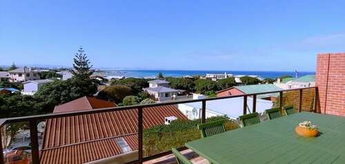 Внешний вид отеля White Shark Guest House в Муниципалитете Оверстранде, фото 3