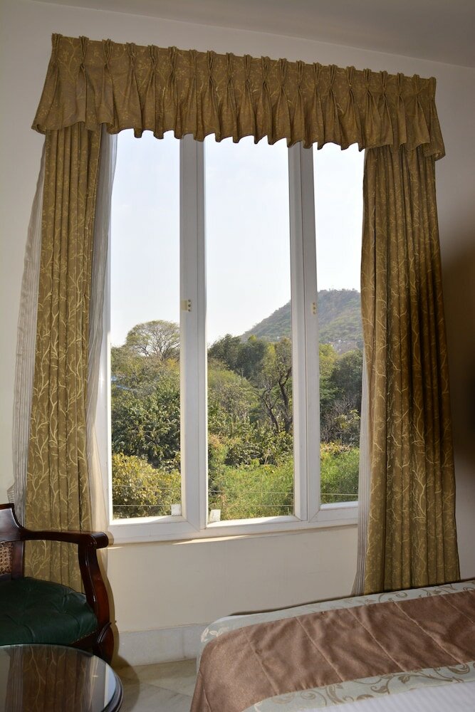 Фото Hotel Shambhu Villas