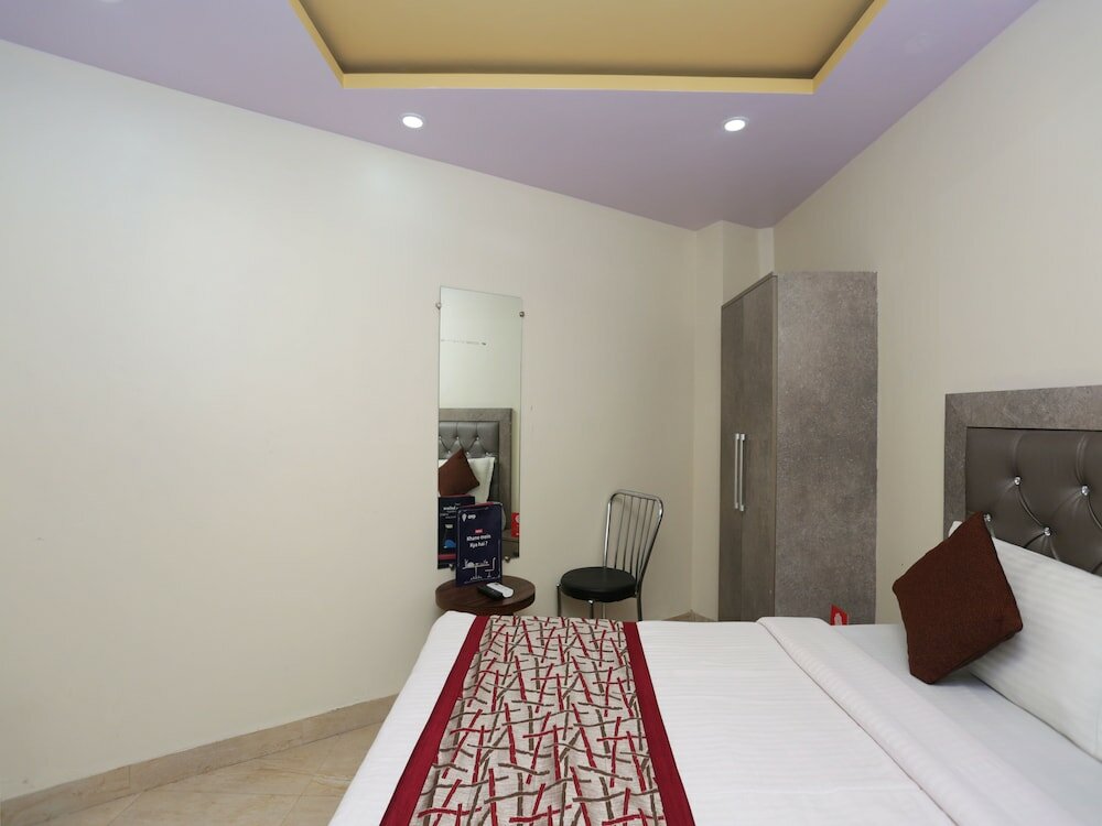 Фото Oyo 13455 Rama Krishna Hotel