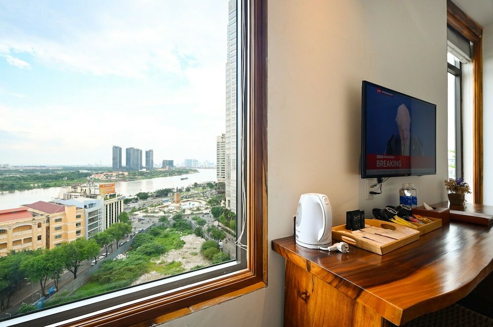 Фото Sky Gem Central Hotel