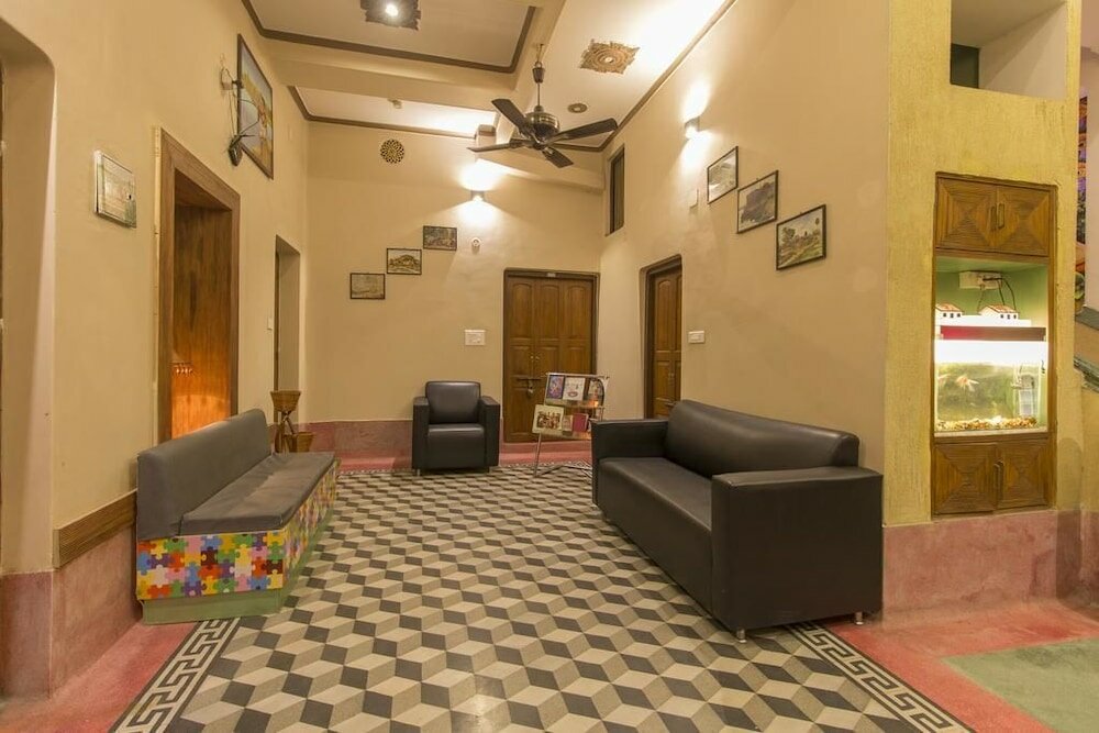 Фото Hotel East View