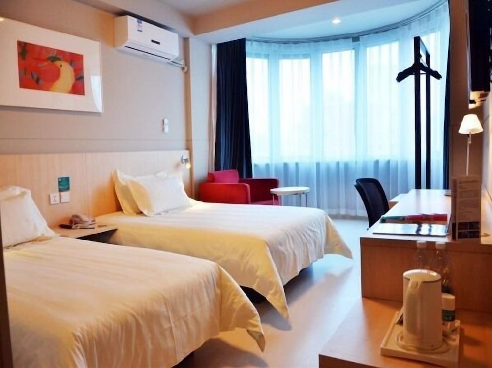 Фото Jinjiang Inn Changchun Economic Development Zone Sino Japanese Hospita