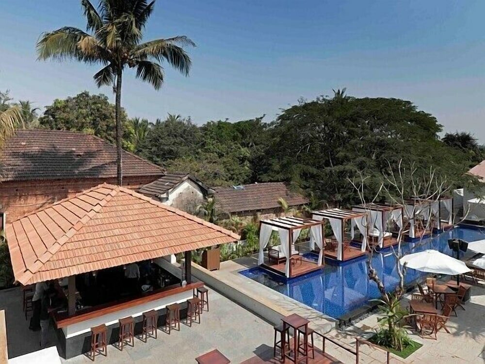 Фото SinQ Party Hotel