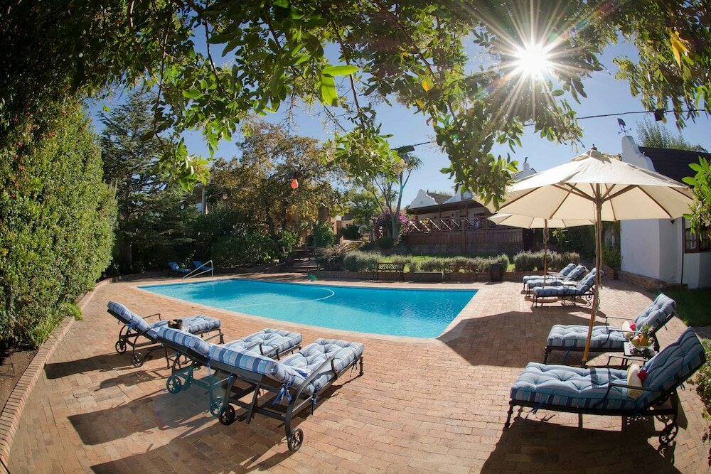 Фото At Winkfield House