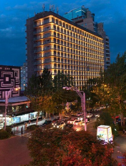 Фото Ani Plaza Hotel