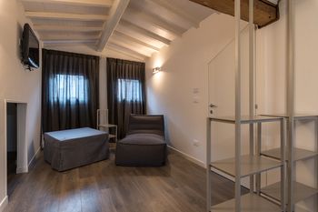 Фото La Loggia della Luna