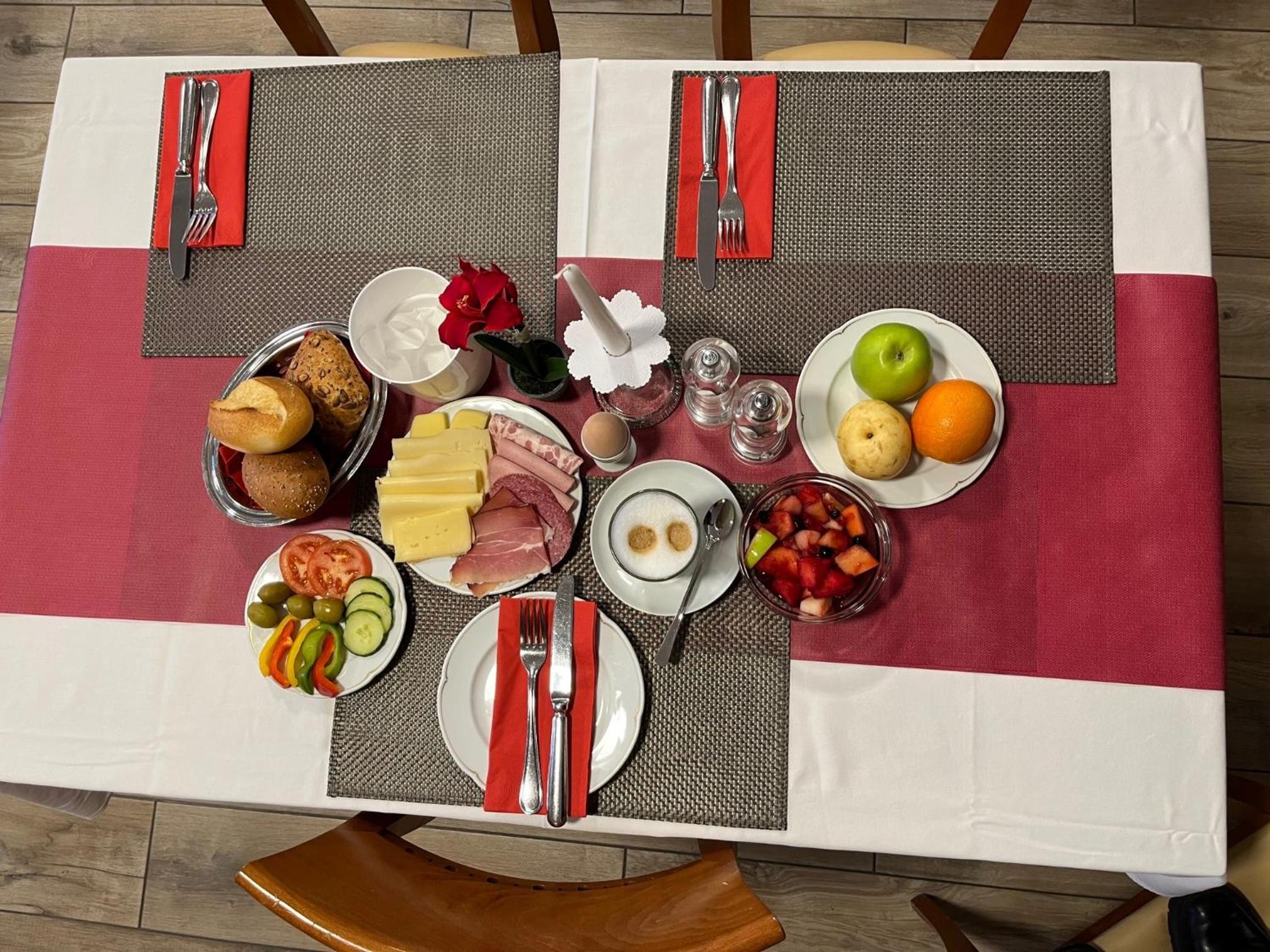 Фото Hotel Jägerhaus