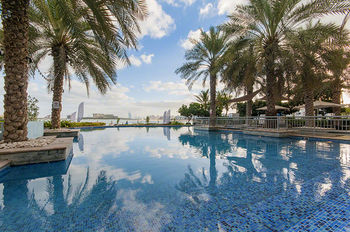 Фото Bespoke Residences - Shoreline Al Nabat