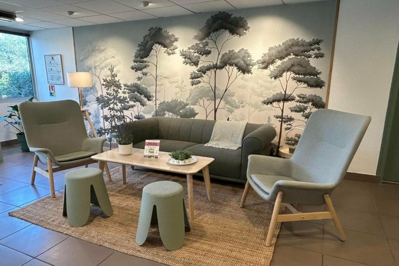 Фото Kyriad Martigues Sud