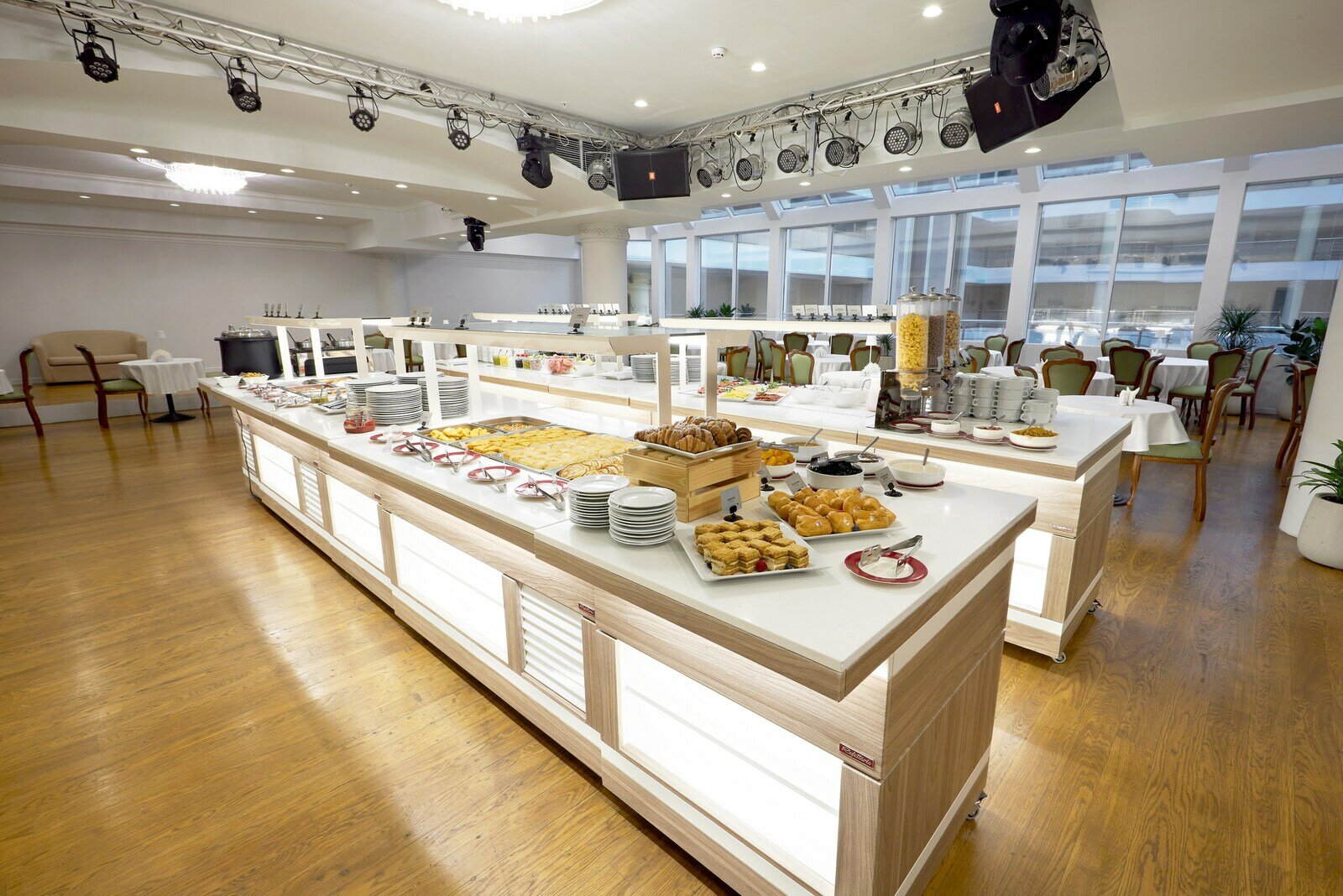 Фото Azimut Отель Ярославль