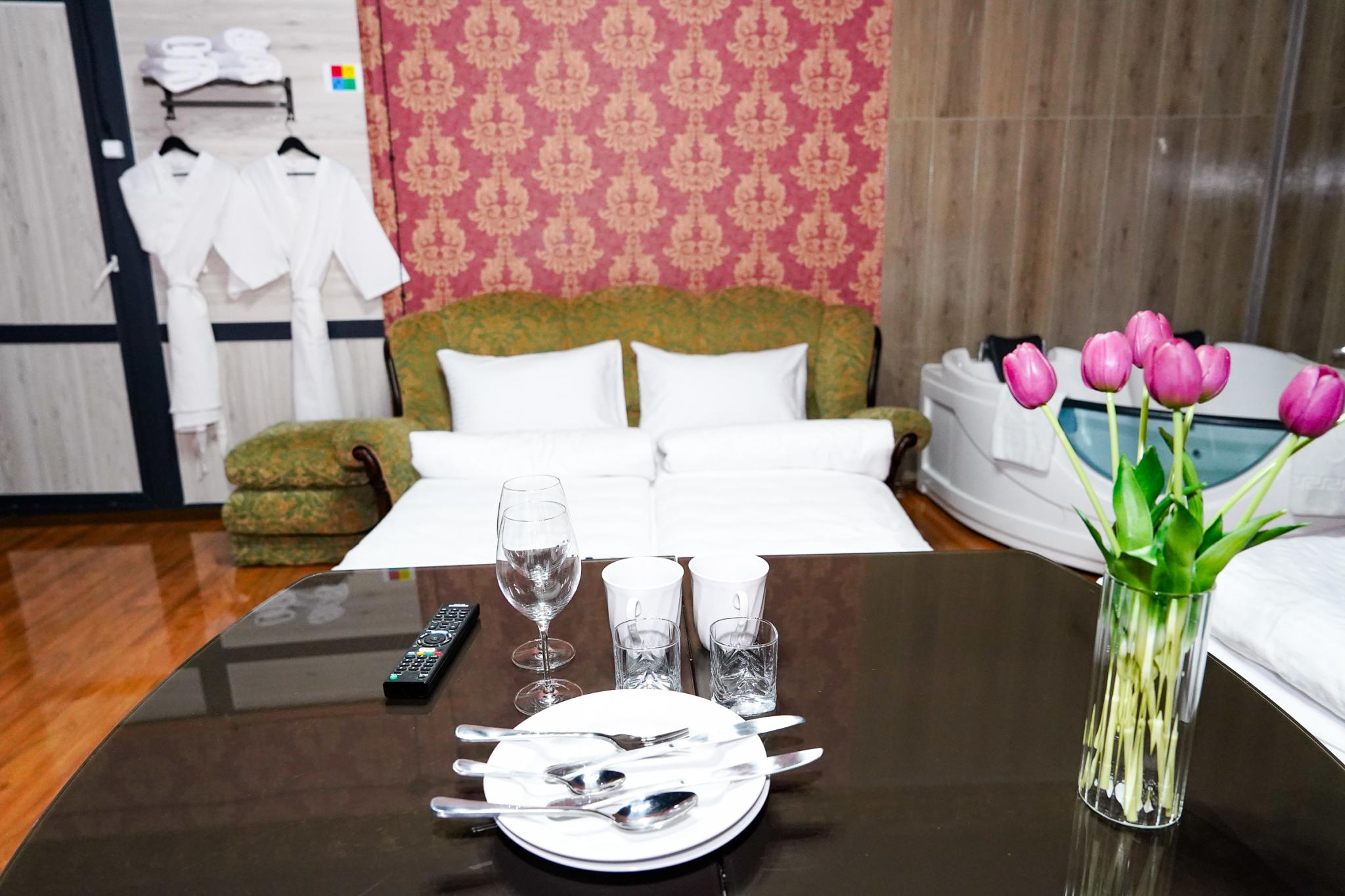 Фото Гостевые Апартаменты "Комиссаржевская"