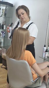 Персона (ulitsa 50 let Oktyabrya, 68), salón de belleza