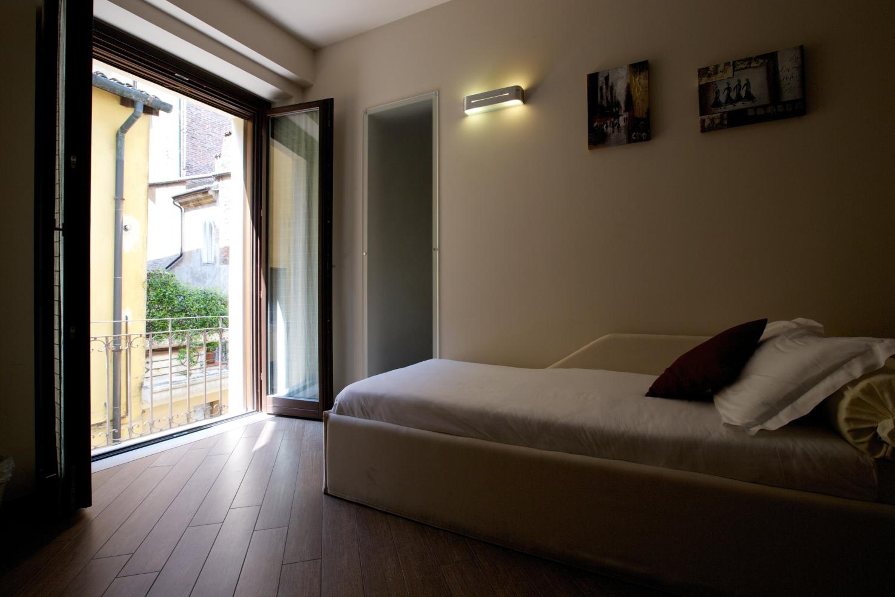 Фото La Residenza Leon d'Oro