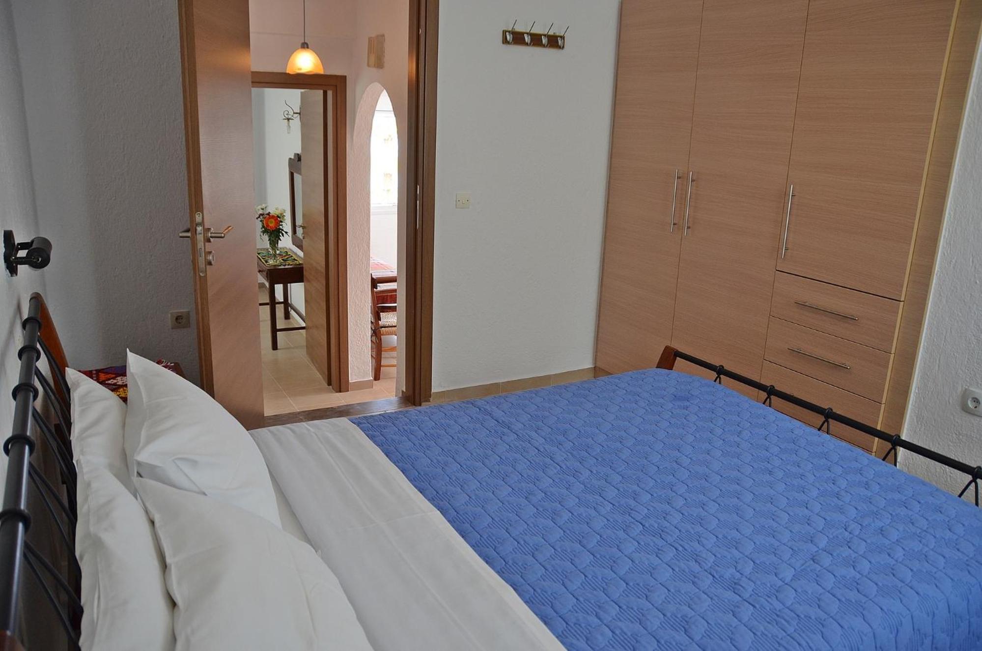 Фото Poppy Villas