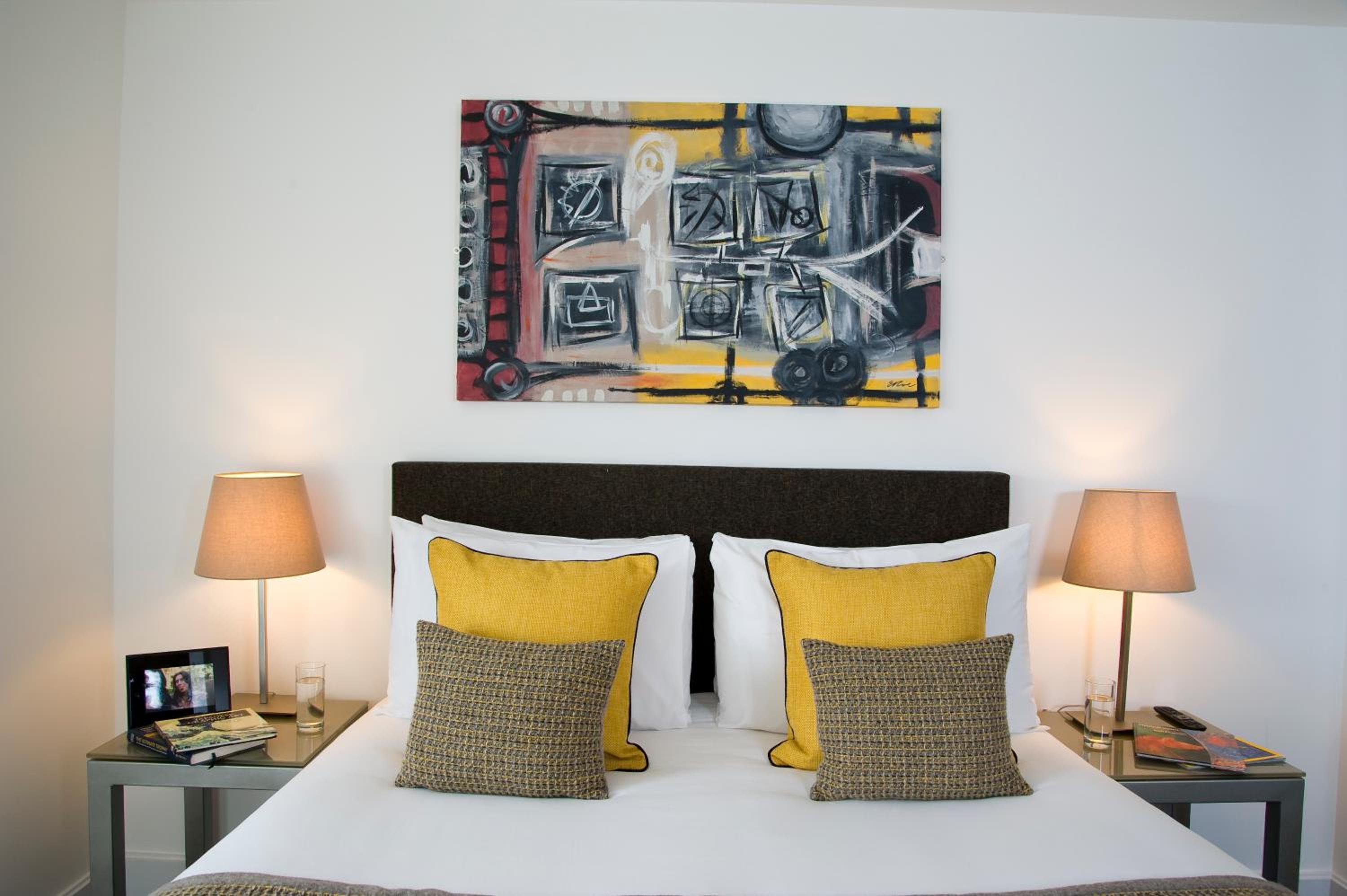 Фото The Rosebery by Supercity Aparthotels