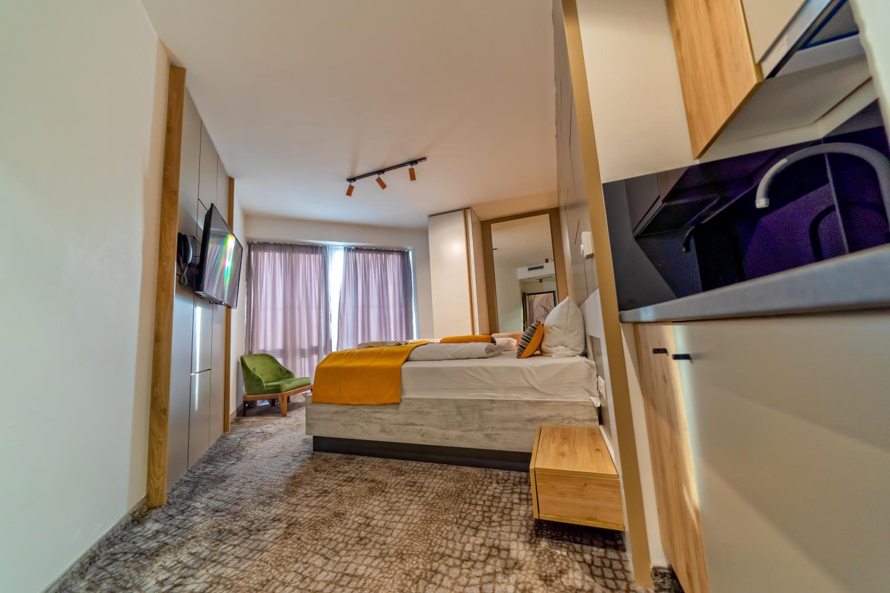 Фото Hotel Koncept Residence