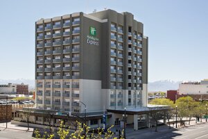 Гостиница Holiday Inn Express & Suites Monterrey Valle, an Ihg Hotel